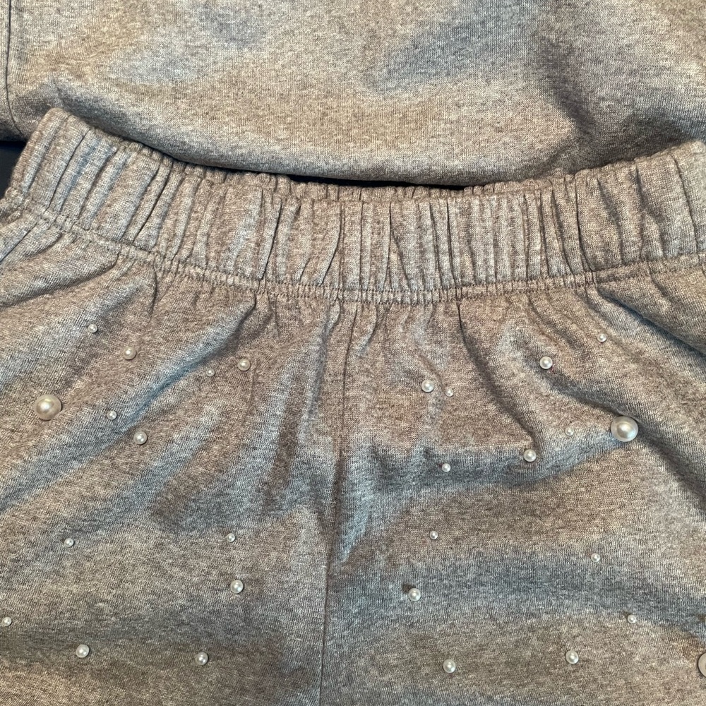 🆕Boston Proper Gray Pearl Embellished Jogger Set🩶 - Picture 9 of 13